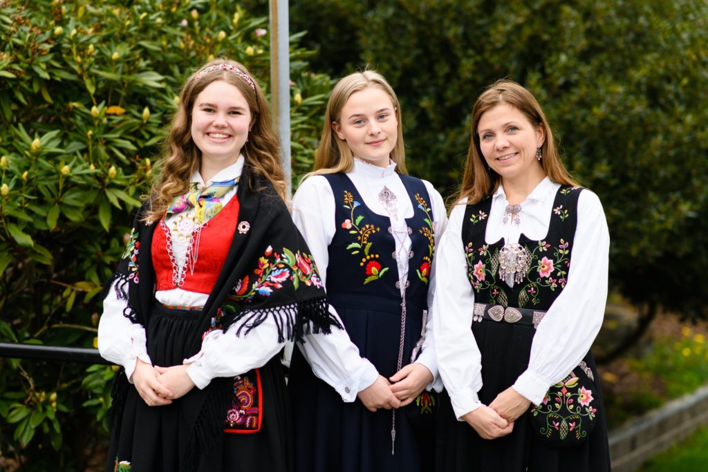 The Bunad Norway S Traditional Folk Costume The Spur Trail